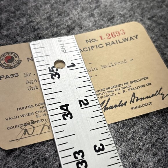 1923 Northern Pacific Railroad Pass #L2693 Railroad Passenger Agent - Picture 6 of 8